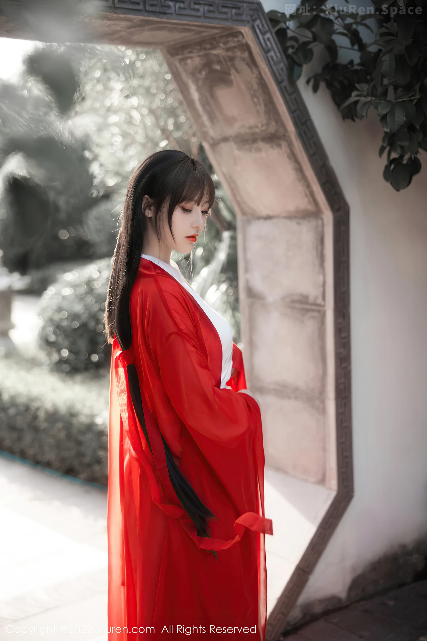 图片[6]-[XiuRen秀人网] VOL.5414 模特豆瓣酱性感红色唐韵古装服饰半脱露傲人豪乳惹火诱惑写真80P-秀人网官方网站